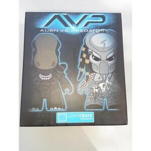 Alien VS Predator AVP Titans Vinyl Figure Versus Loot Crate exclusive NEW,🔥trl1